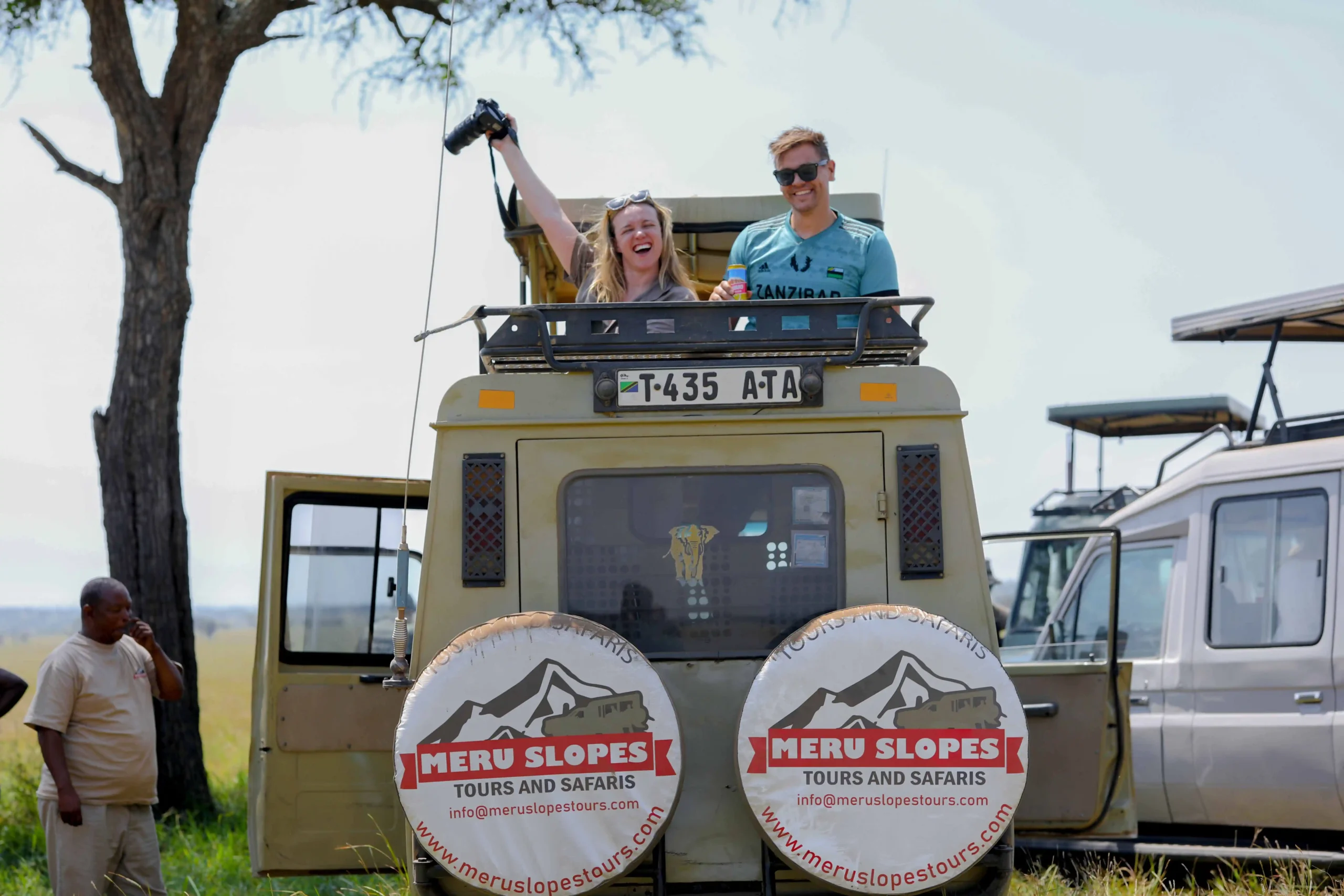 Which Is Better : Group or Private Tours?